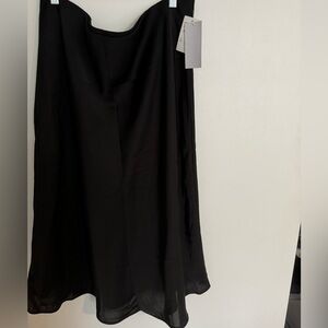 Black midi satin skirt - new w tags - size XL